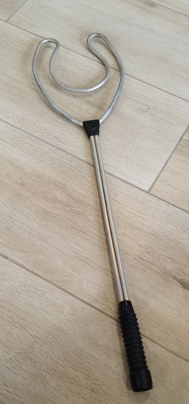 Zabytek PRL trzepaczka/antena