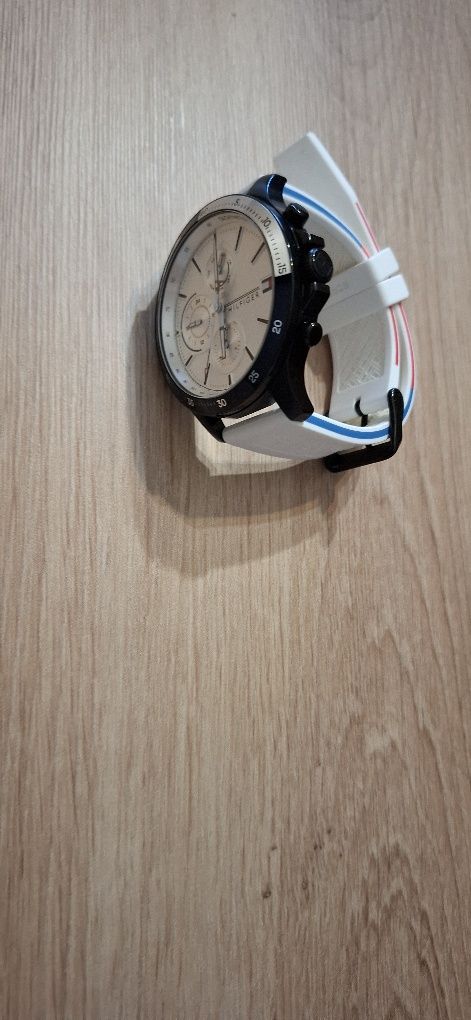 Zegarek Tommy Hilfiger Zamiana