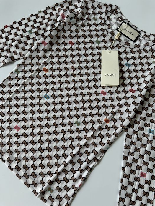 piękny reglan Gucci