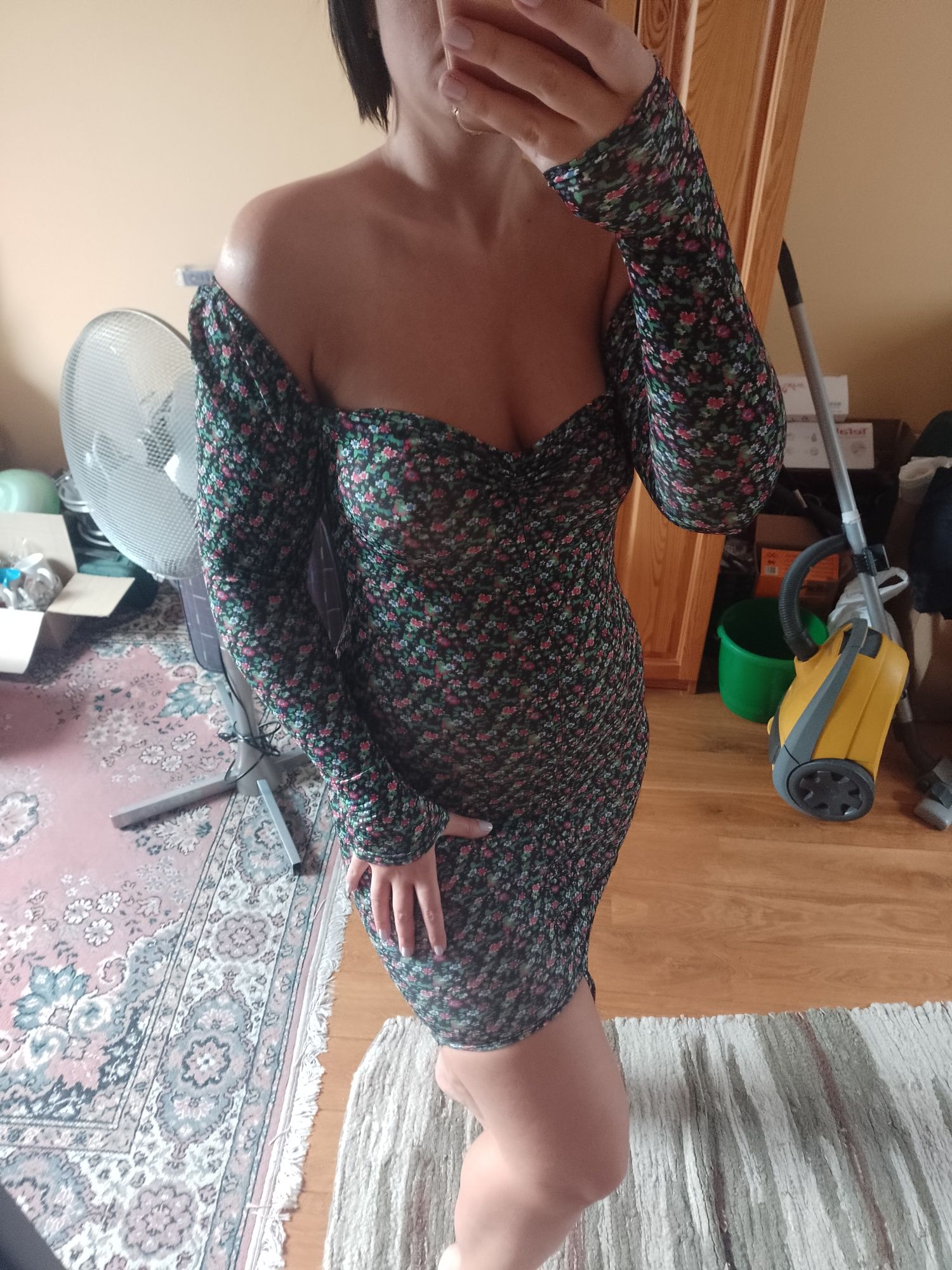 Sukienka PrettyLittleThing