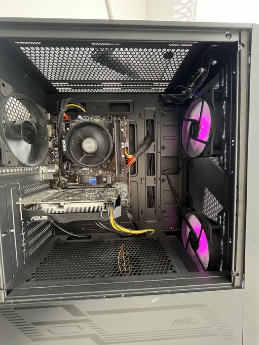 komputer stacjonarny gamingowy