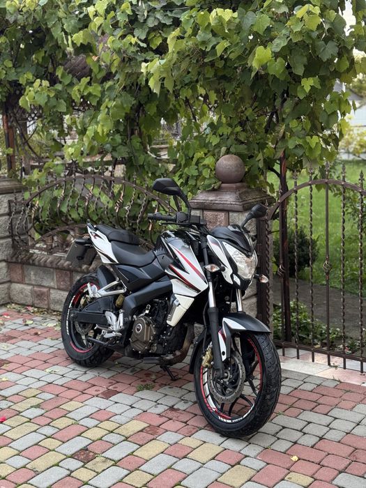 Bajaj pulsar ns200 в ідеальному стані