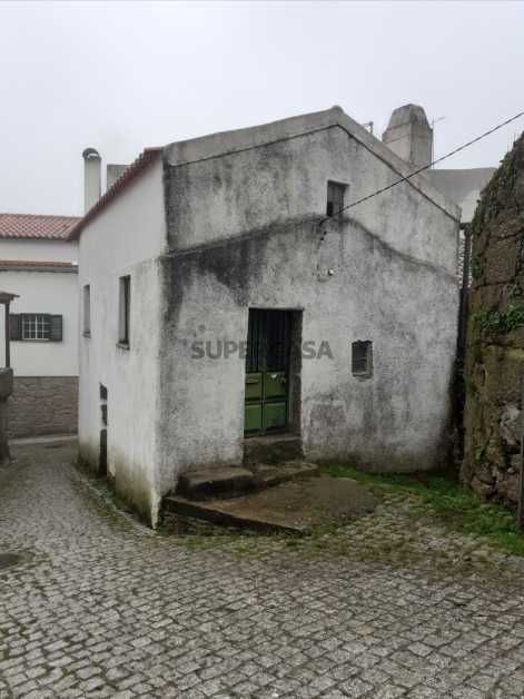 Casa em Aldeia da Guarda , junto aos passadiços do Mondego