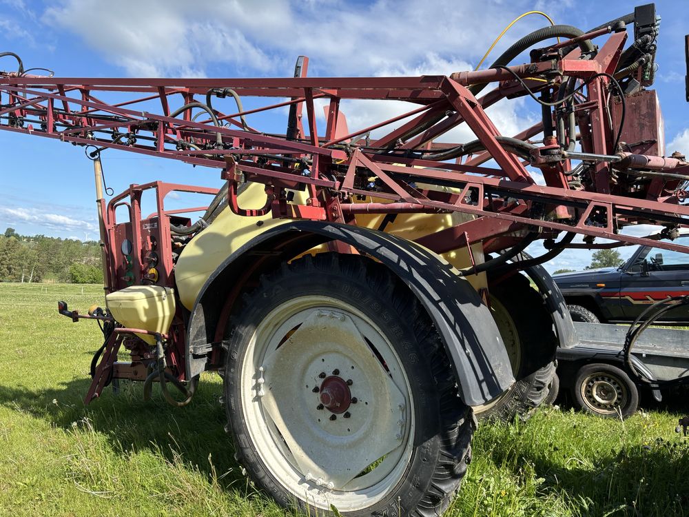 Hardi Comander 2800l, 24m