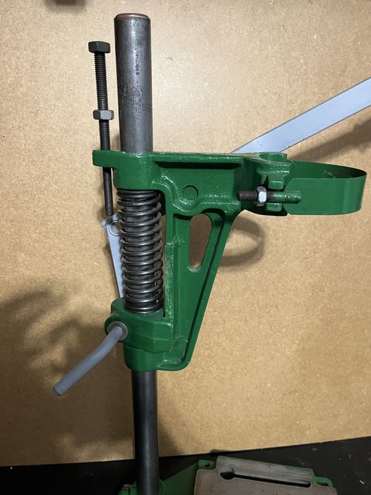 Sprzedam solidny stojak do wiertarki – używany, ciężki, z czasów PRL