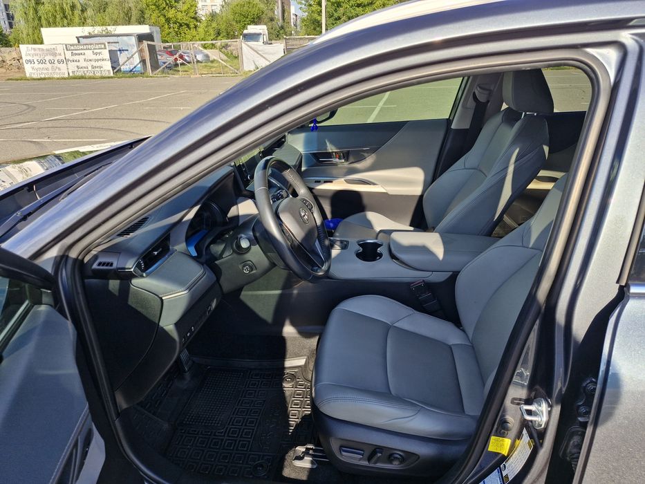 Toyota Venza 2021