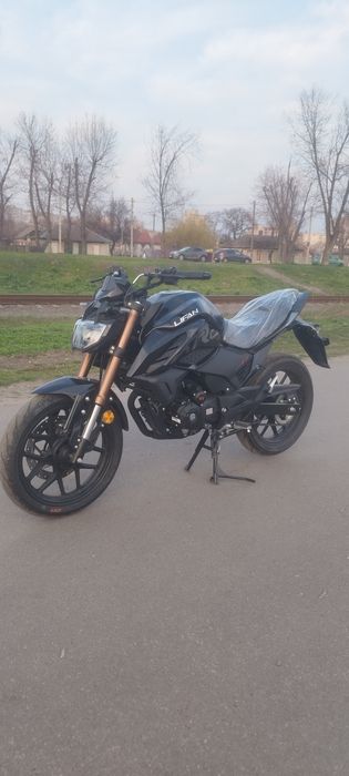 Мотоцикл Lifan KPS (Ліфан)