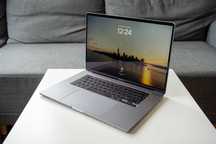 MacBook Pro A2141 i9 9880H 32GB 1TB SSD RETINA Gray AMD POLSKA KL.