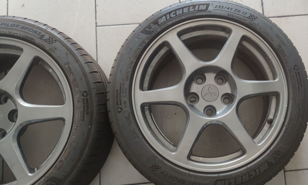 Jantes Mitsubishi Evolution 8 Enkei 17"