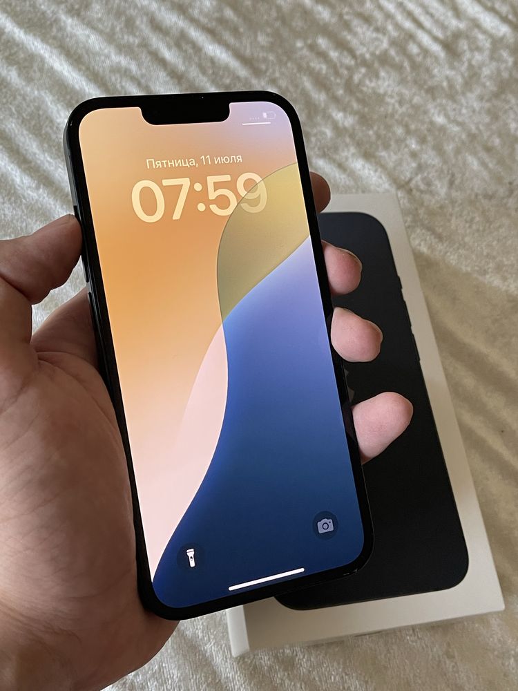 Продам IPhone 13 128gb Neverlock