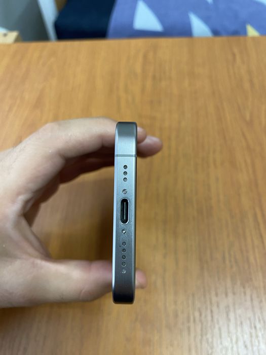 Iphone 15 pro 512 батарея 88%