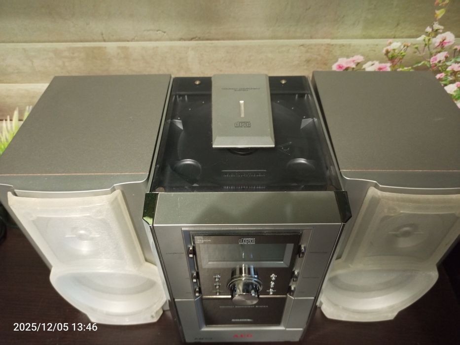 Музичний центр AEG