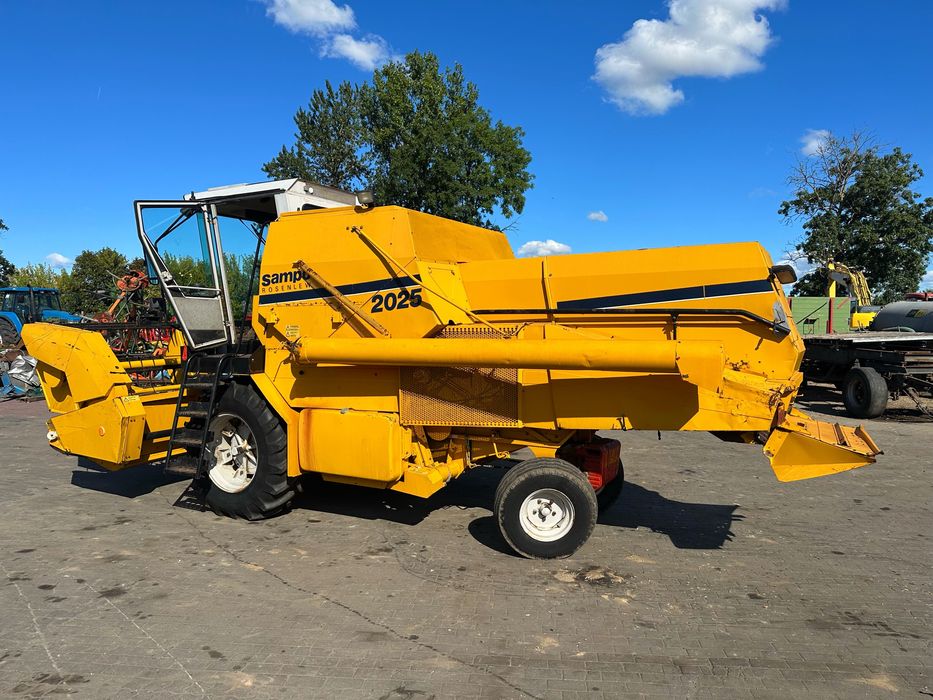 Kombajn zbożowy Sampo Rosenlew 2025 Hydrostat 3m heder
