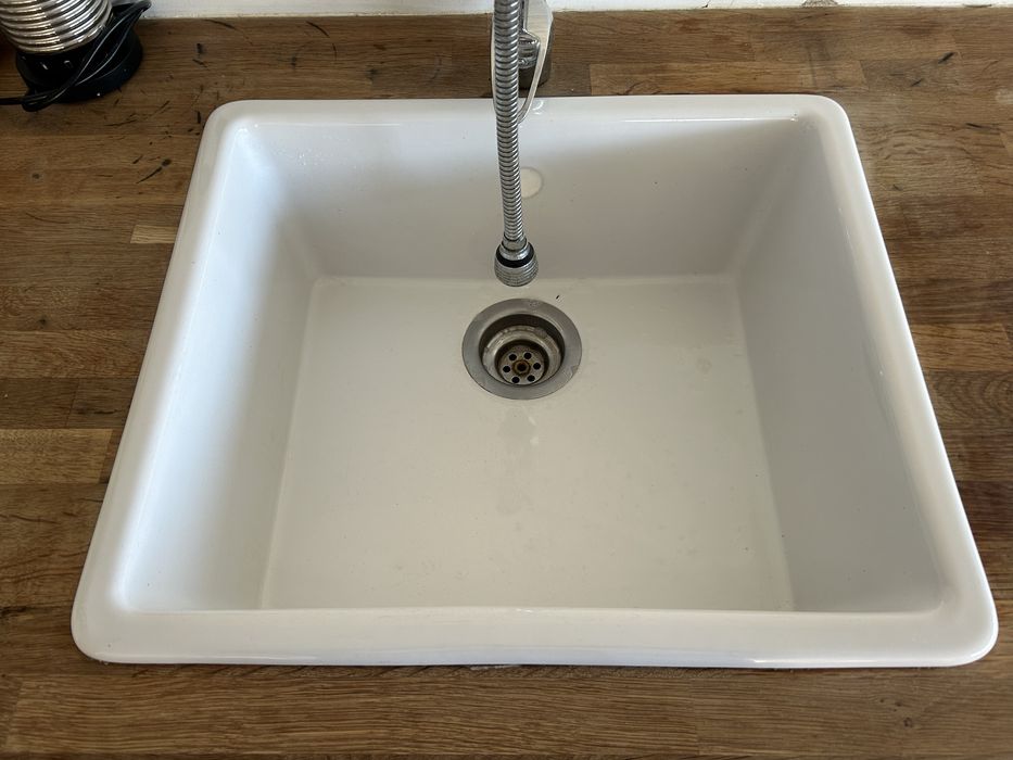 Lava loiça Ikea como novo  com torneira