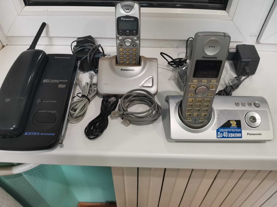 Радиотелефони Panasonic KX-TC216BX, KX-TCD705RU, KX-TG8127UA