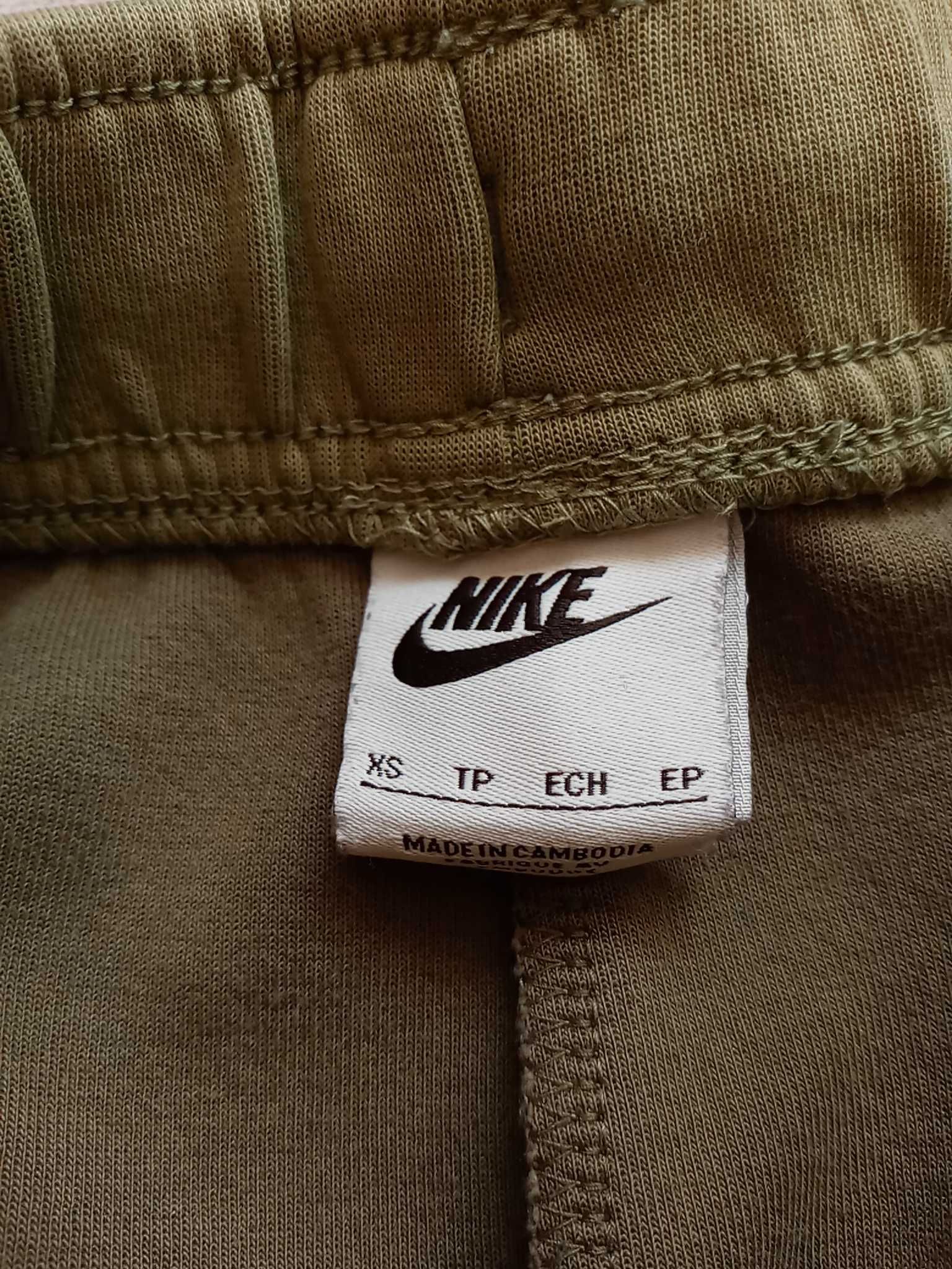 Spodnie Nike Sportswear Tech Fleece