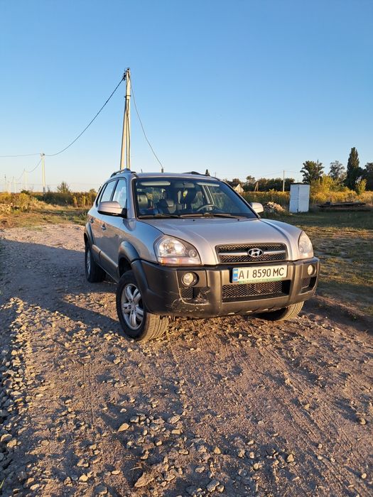 Hyundai Tucson в хорошому стані,  офіційний