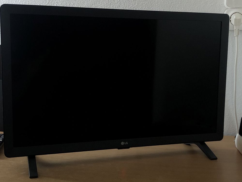 Monitor Smart TV de 24'' Com Um Amplo Ângulo de Visão