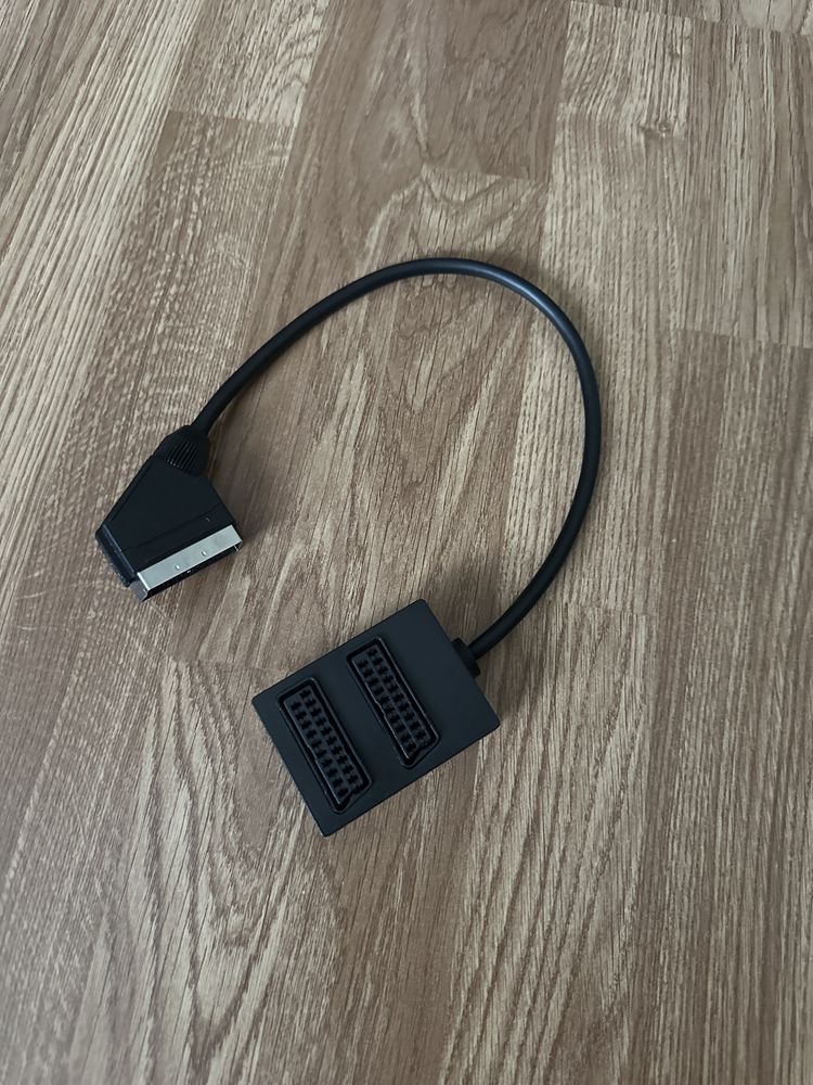 Cabo Scart 21 Pinos + Divisor 2 Vias €10