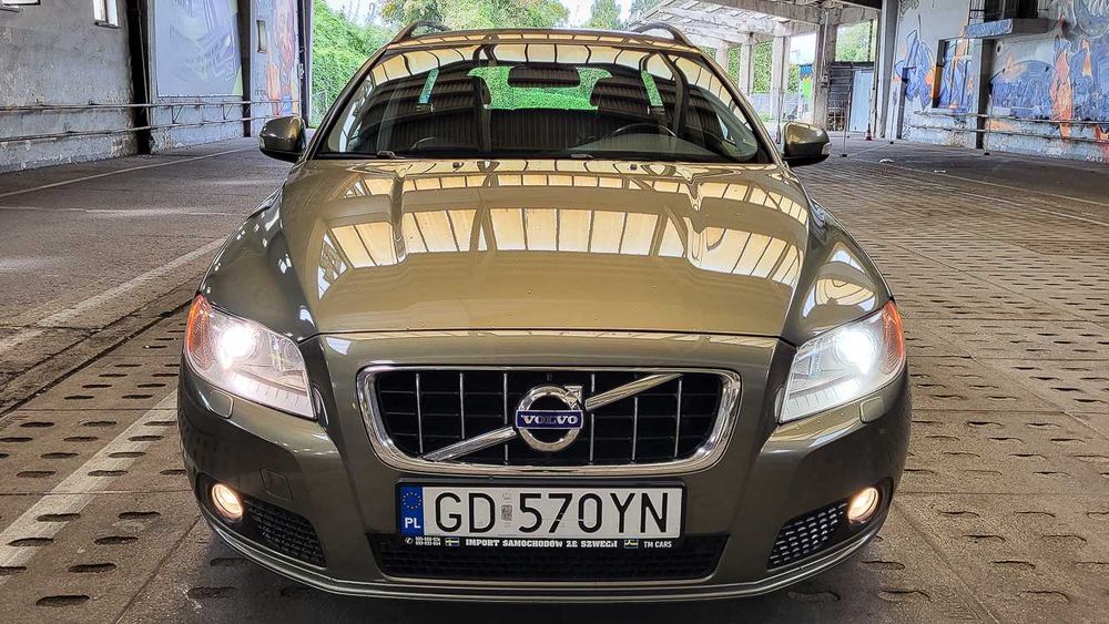 Volvo V70 2011 r.  Super stan bezwypadkowy