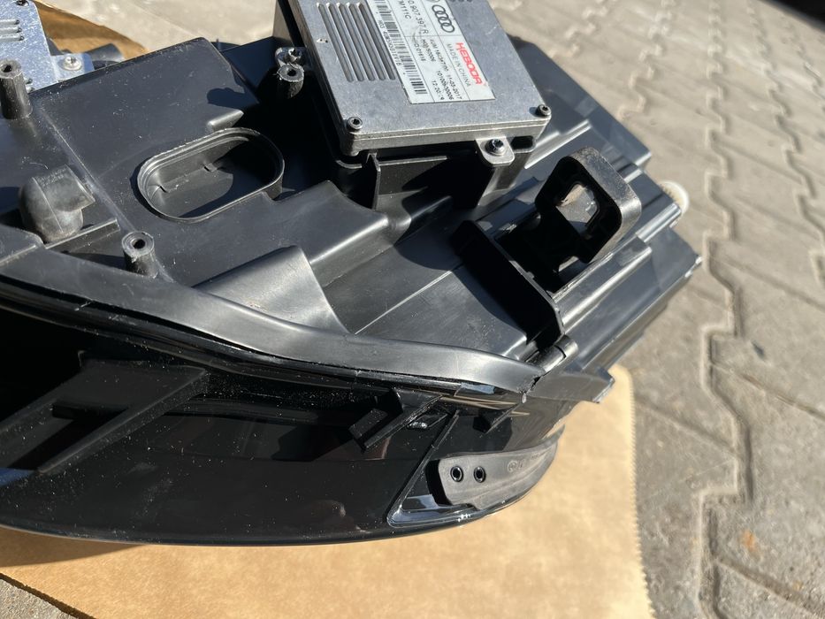 Lampa prawa reflektor Audi A3 S3 8V xenon led USA 8V0.941.006B