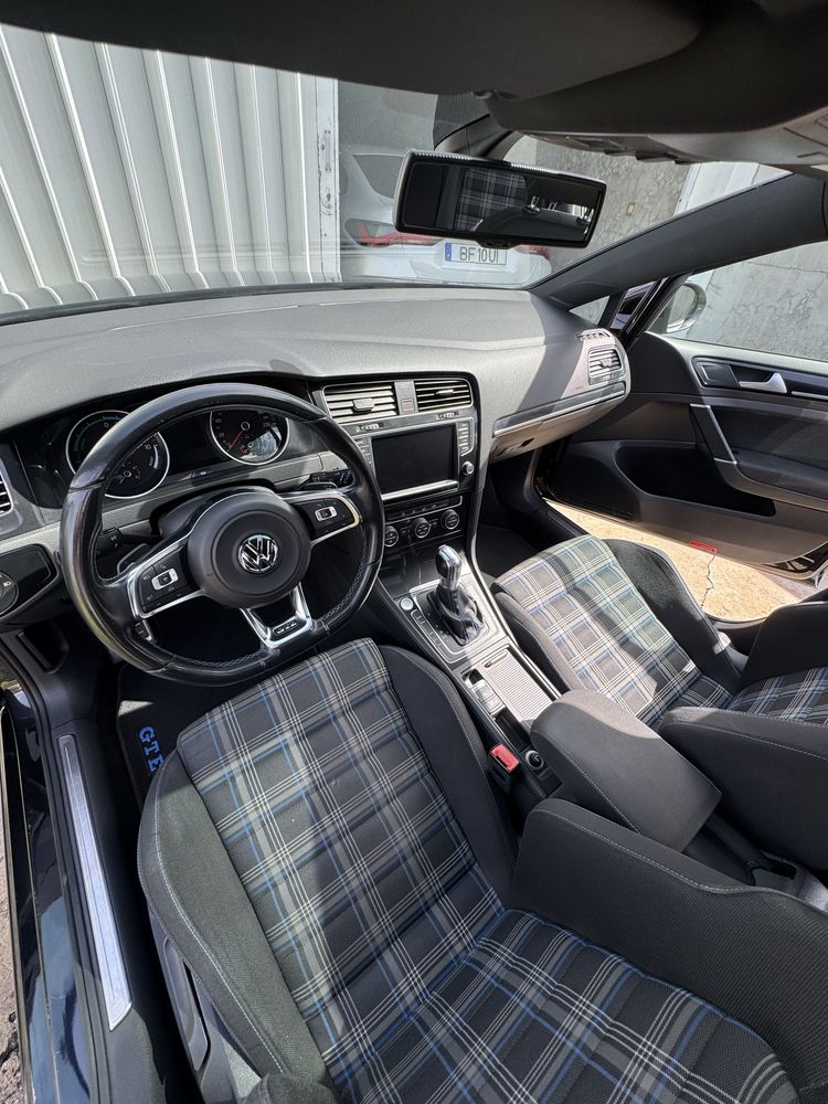 Vendo vw Golf GTE 2015 , leia descrição