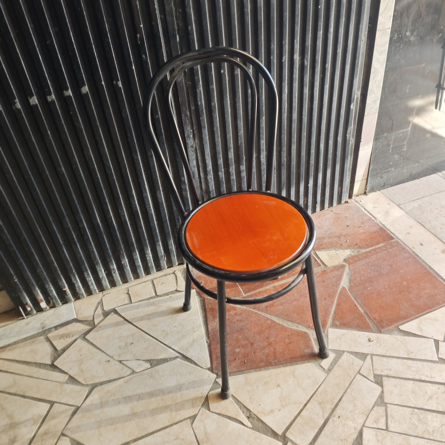 30 Cadeiras cada 25€ para café