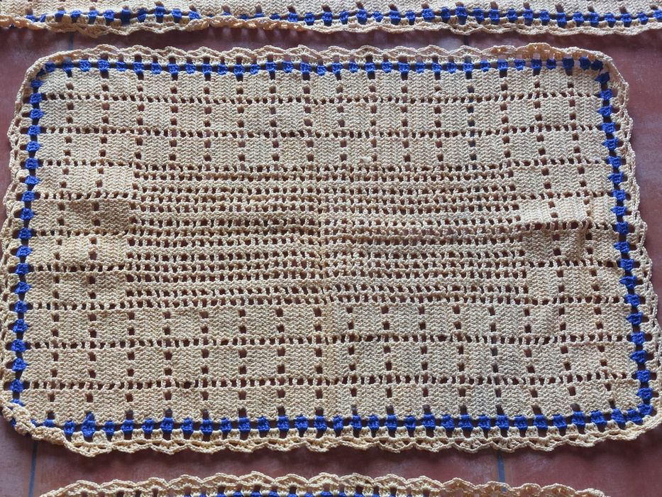 Conjunto Naprons em Ponto Crochet(NOVOS).