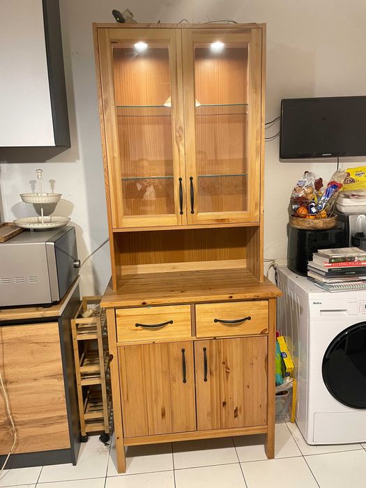 Ikea szafa kredens z oświetleniem drewno