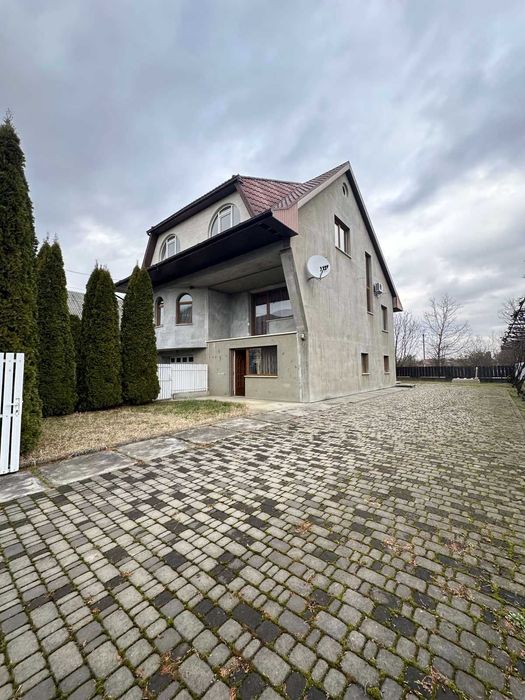 Продається двоповерховий будинок у Вишково (новобудова)