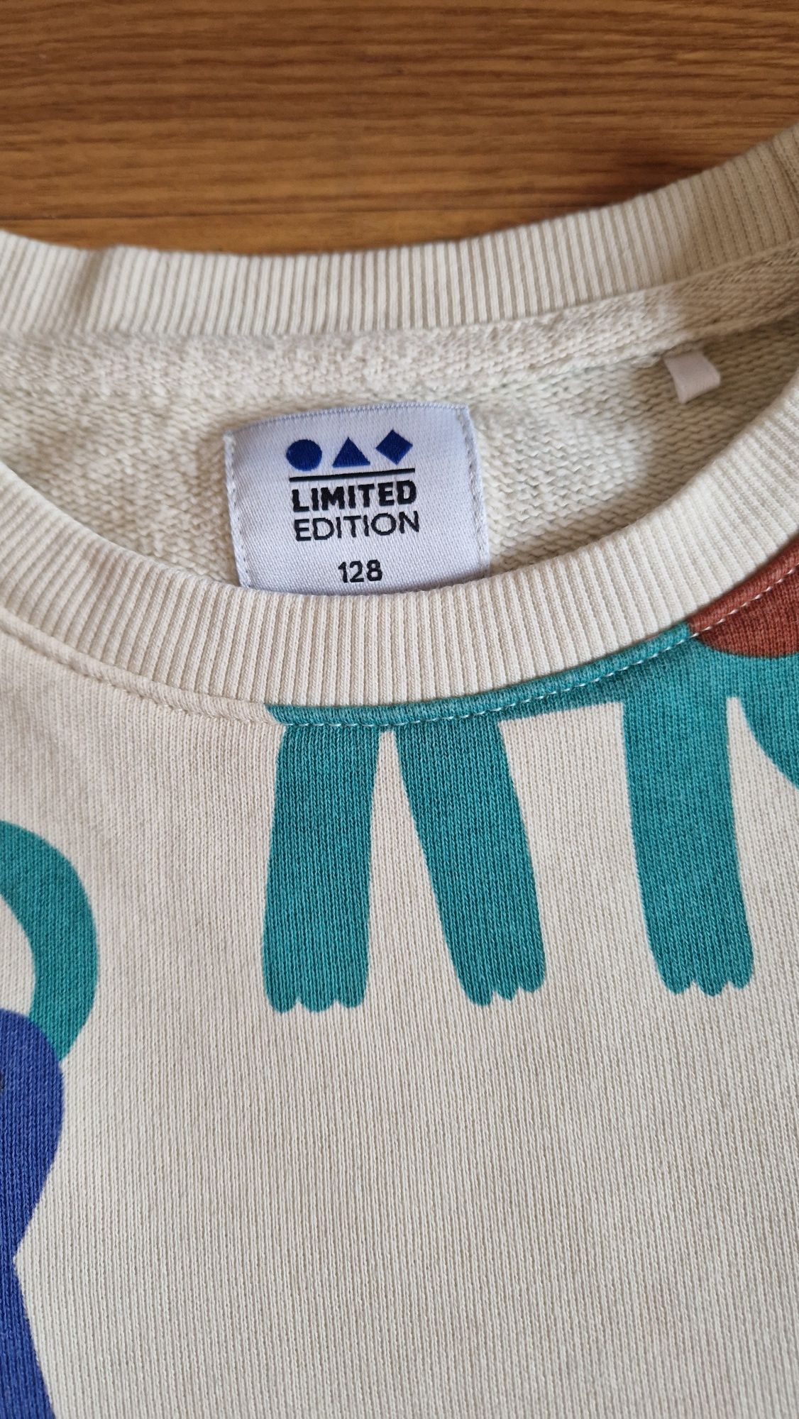 Komplet bluza i tshirt 5.10.15 r. 122/128