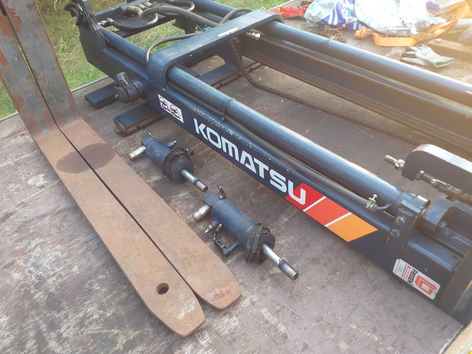 Maszt podnoszący do widlaka , traktora , ciągnika