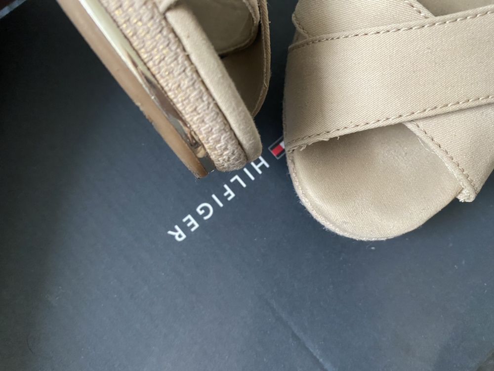 Koturny Tommy Hilfiger 37 - jak nowe! Nowy model!