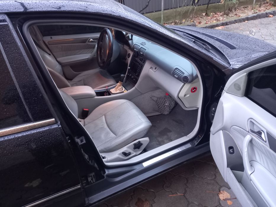 Mersedes benz w203