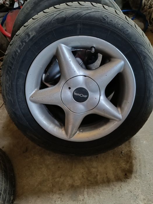 Легкосплавні дискі з резинною.