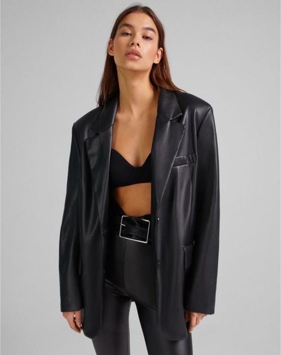 Піджак жакет з еко шкіри bershka