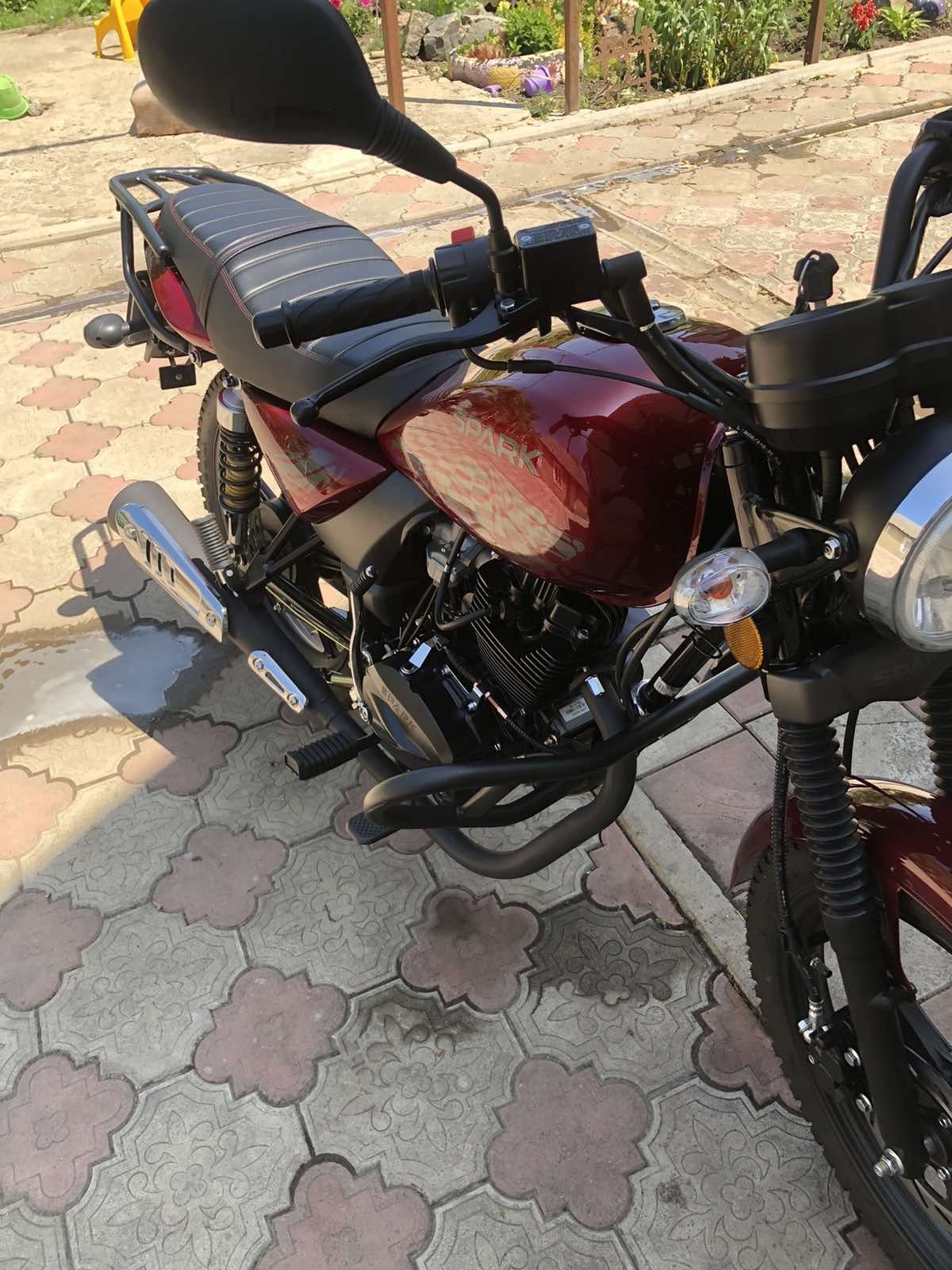 Продам Spark 150 r14.