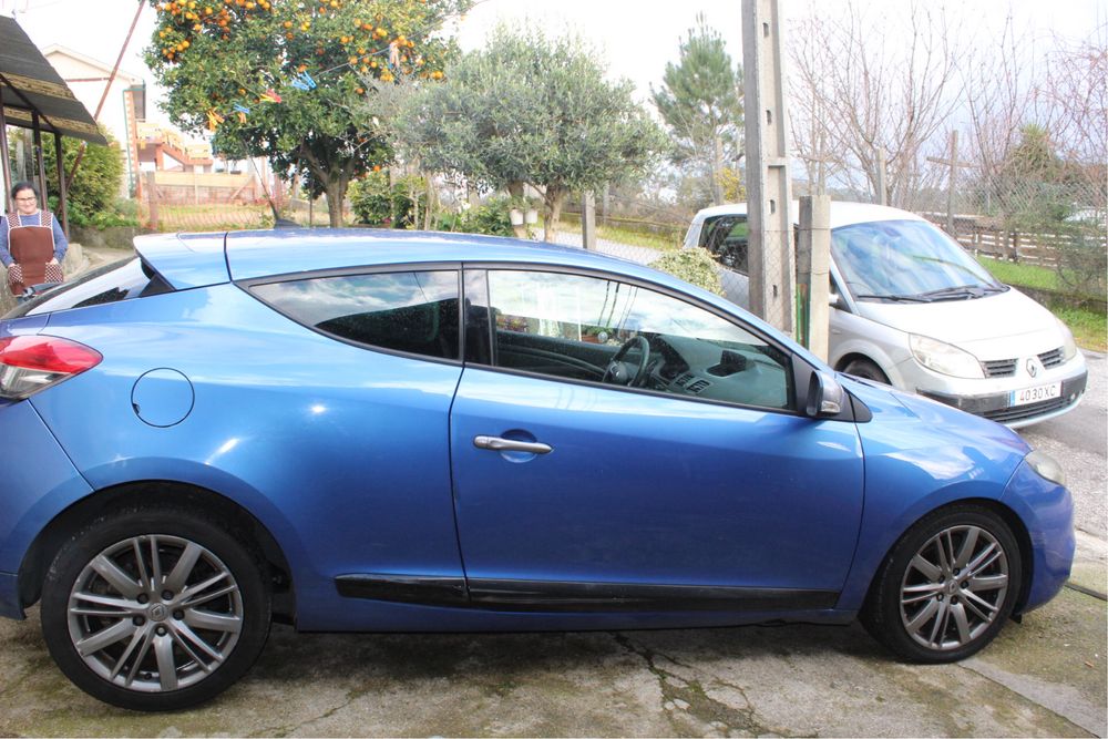 Renault megane coupe bose edition