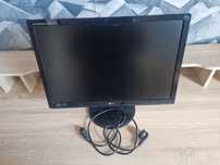 Monitor LG Flatron W2242T-PF 22