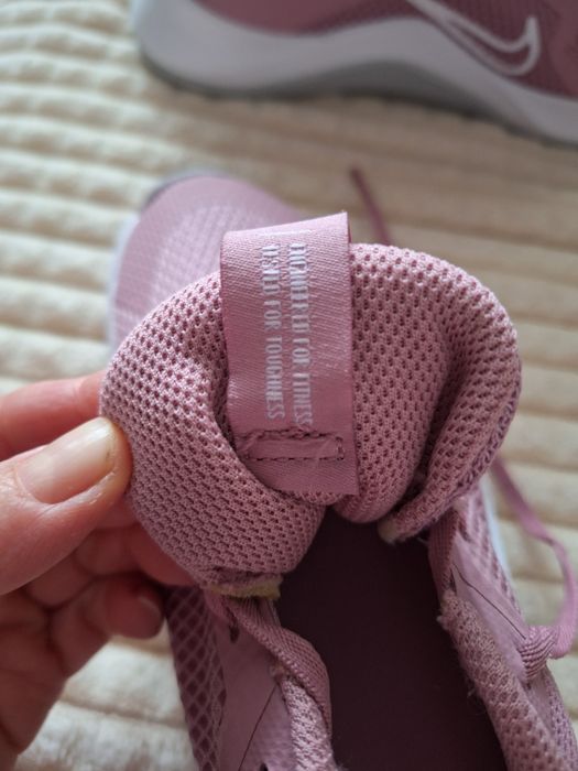Кросівки жіночі Nike