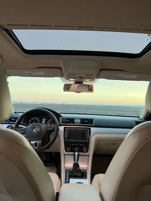 Продам PASSAT NMS 2013, 2.5 газ/бензин. B7