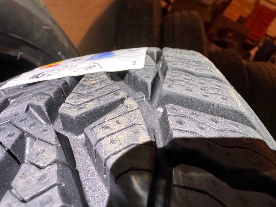 opony KORMORAN 195/65R15 jak NOWE!!! zimowe