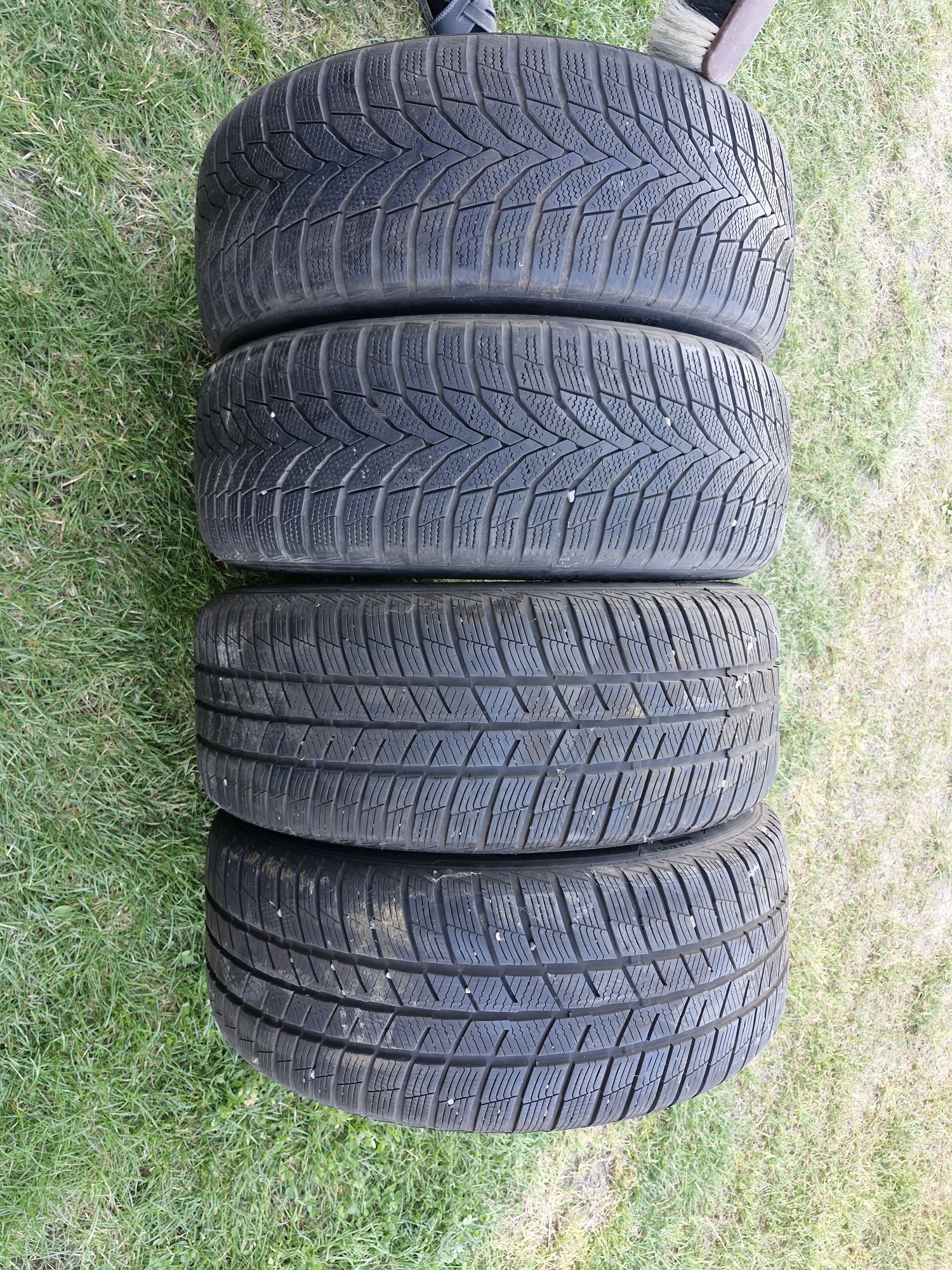 Komplet kół Ford Kuga 5x108 235/55 R 17 Cali