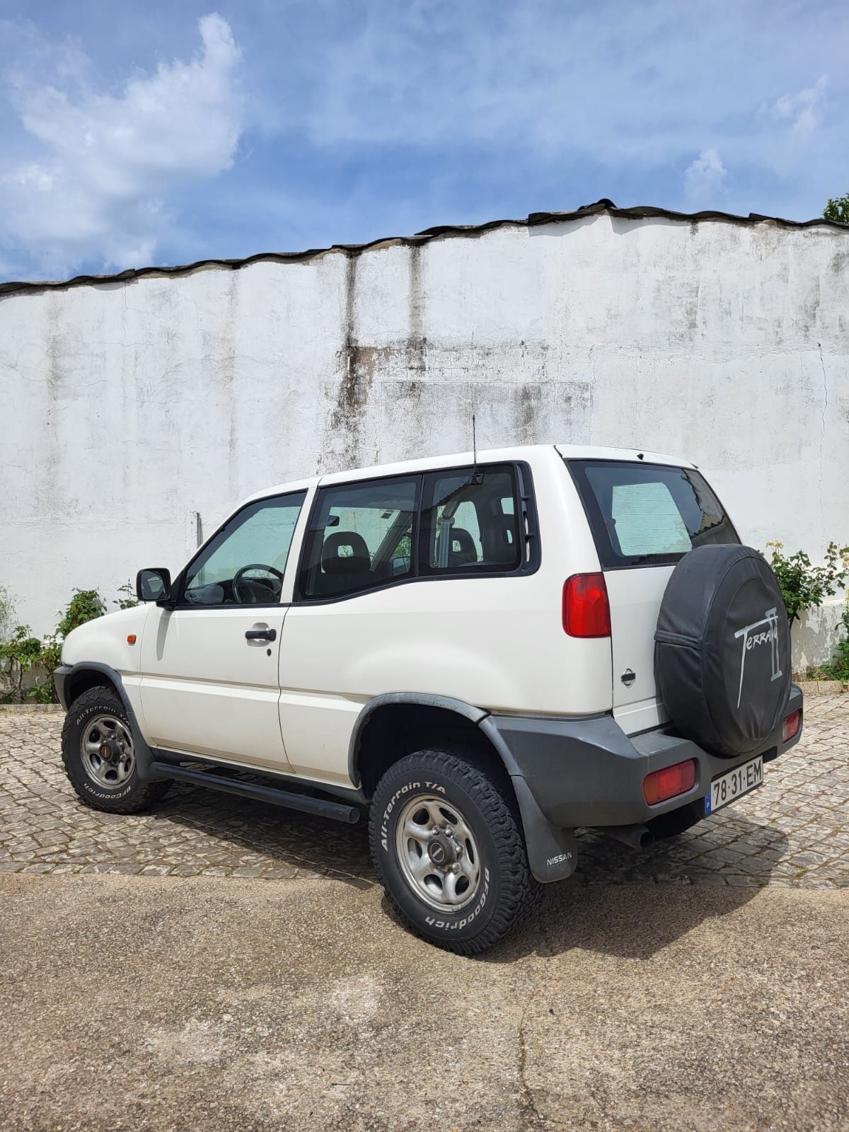 Nissan Terrano II