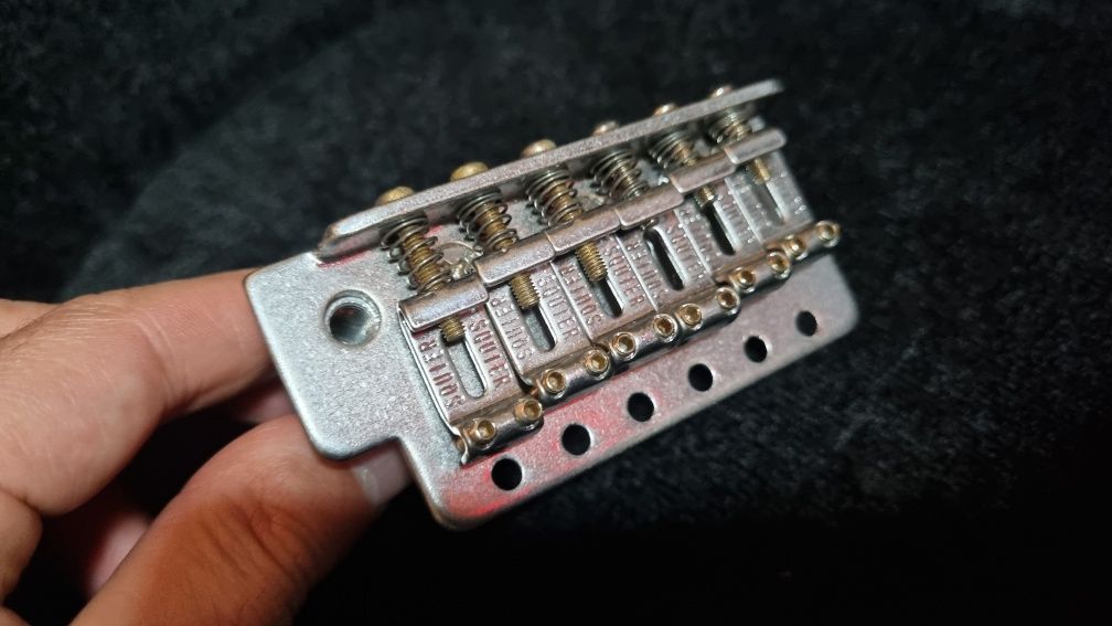 Ponte tremolo stratocaster