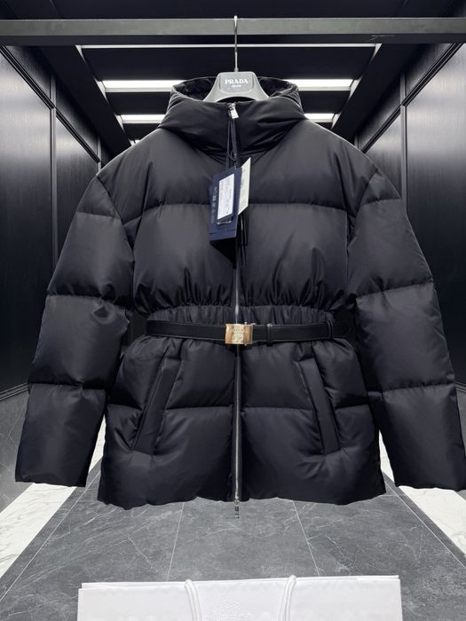 Пуховик Прада Prada жіночий натуральний качиний пух