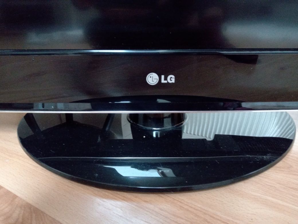 Telewizor LG 42 LCD