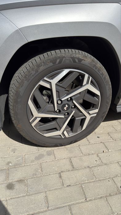 215/55R18 Nexen N Fera Primus