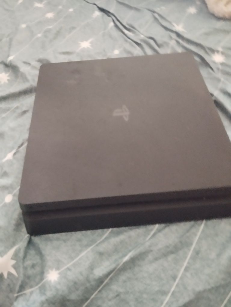 Vendo PS4 na garantia