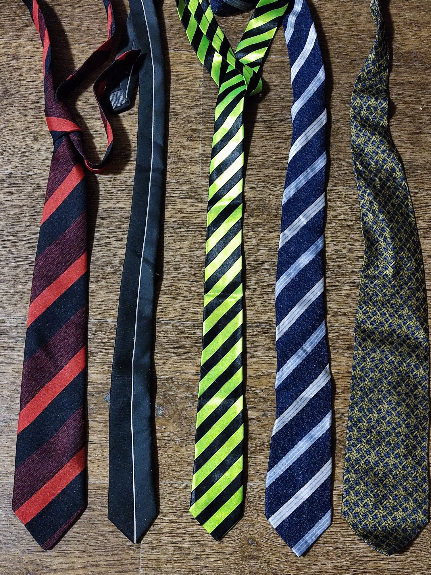 Галстуки, краватки